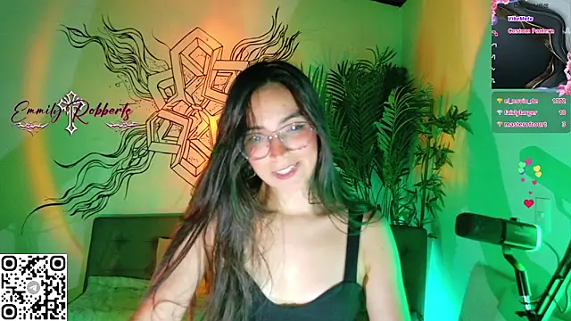 Emmi_Roberts' Live XXX Chat