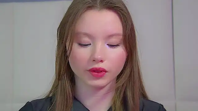 Živý XXX chat KeiraAsti