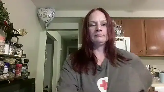 Chat +18 de NaughtybyNature11 ao vivo