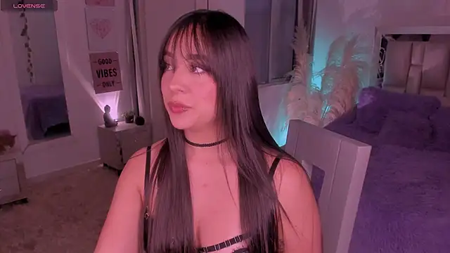 Chat +18 de Sussy_Bell01 ao vivo