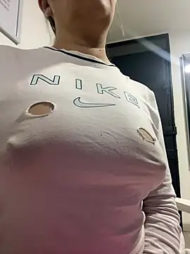 แชท XXX สดของ ruby_santana777