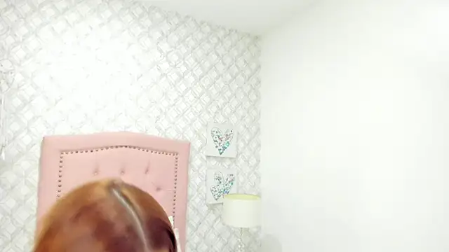 sofia_martinez_9 即時 XXX 聊天