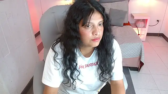Chat +18 de tati__22 ao vivo