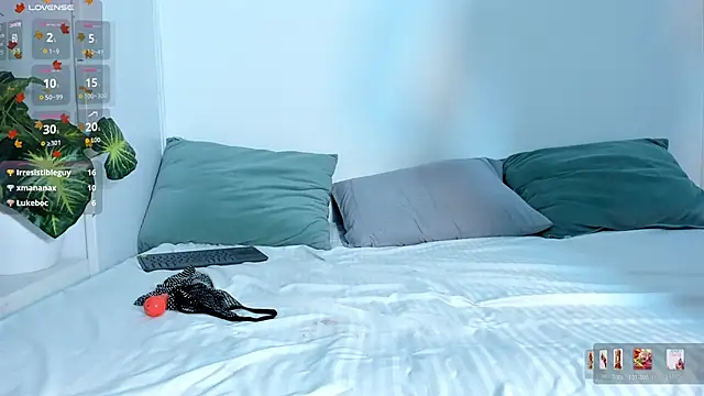 دردشة SheylaSantana الجنسية المباشرة