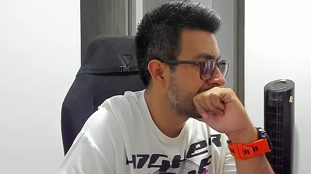 LucaBorbon webcam show