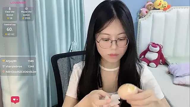 Luna-666 Show Webcam