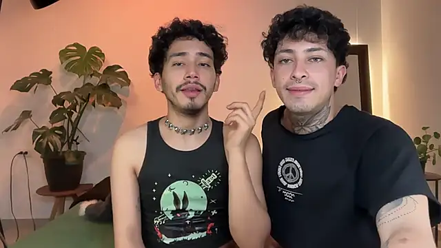 Živý XXX chat Noah_and_Steven