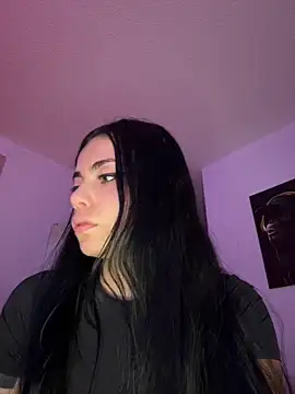 i_am_nina_ élő XXX-chatje