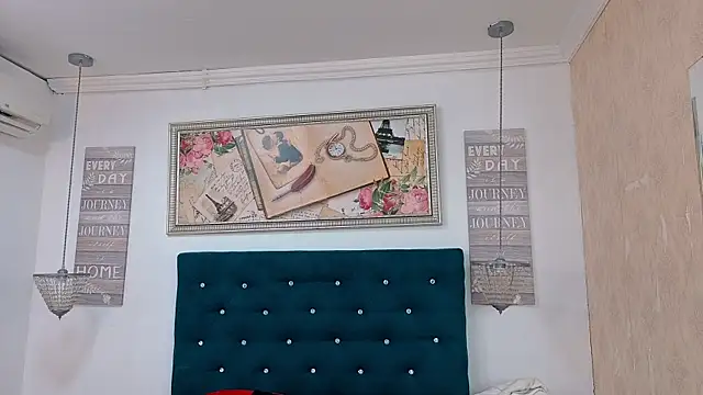meganrousx live XXX chat