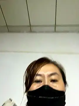 YEAG-QQ's Live XXX Chat