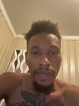 KingDerRico Show in webcam