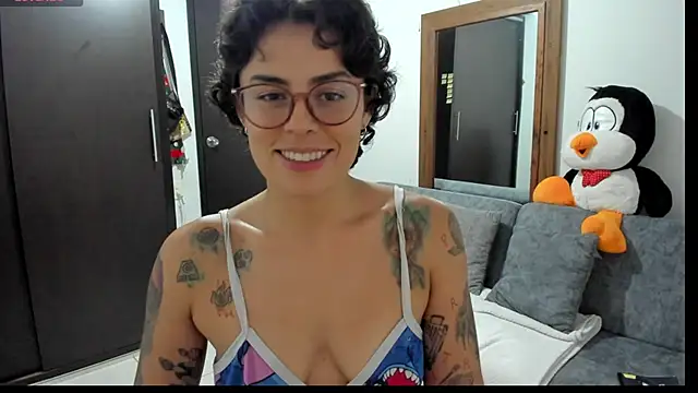 natt_op Chat XXX in diretta