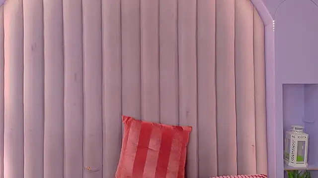 Chat +18 de AhslyEvans__ ao vivo