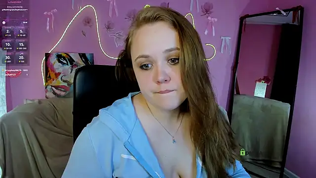 keri_ti's Live XXX Chat