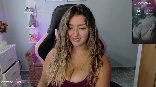 Melannyy_ Adlı Modelin Canlı XXX Sohbeti
