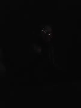 bear8t élő XXX-chatje