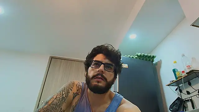 thomas_gun Live XXX-chat