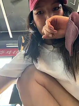 Victoria-Sin Adlı Modelin Canlı XXX Sohbeti
