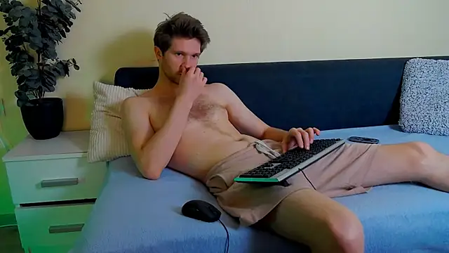 Show modela Eddie_Baker na web-kameri