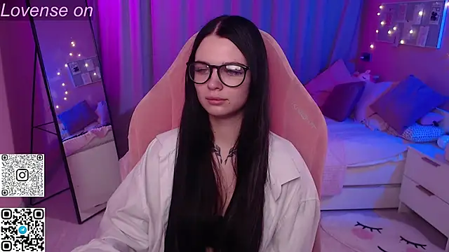 Chat +18 de Michela_Fruet ao vivo