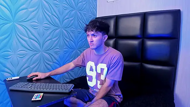 kavencastro webcam show
