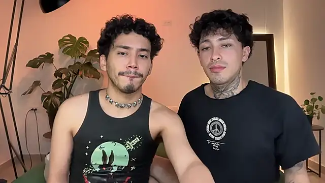 Chat +18 de Noah_and_Steven ao vivo
