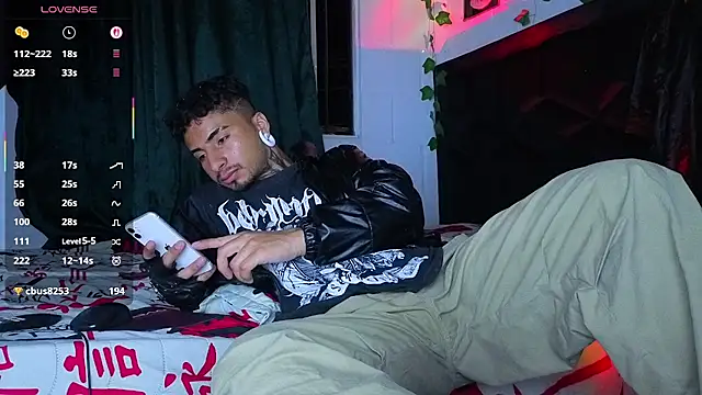 JuanCamiilo_66 Adlı Modelin Web Kamerası Şovu