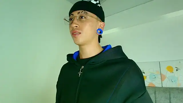 Yoshua_Smith webcam show