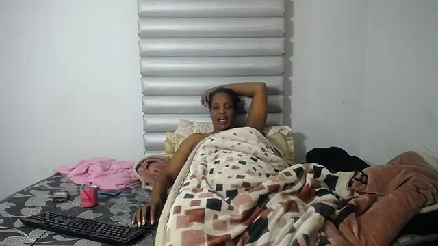 JoycyQueen Live XXX-Chat