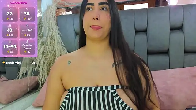 Chat XXX en directo de JESSYCORTES