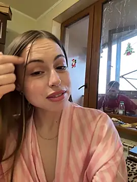 LOLAskk Live XXX Chat