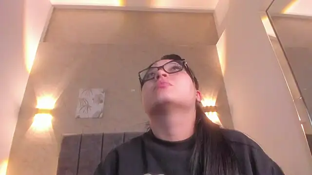 Lunaa_bellaa Live XXX Chat
