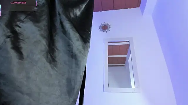 Dimitra_hells Adlı Modelin Canlı XXX Sohbeti
