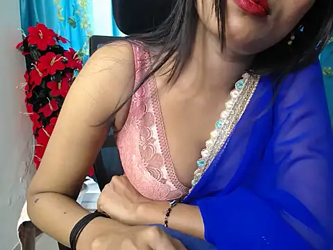 Chat XXX ao vivo de Naughtyy_Ranii01