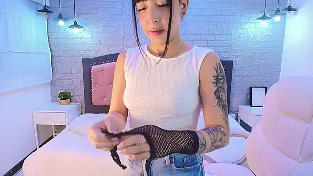 Živý XXX chat skadhi_