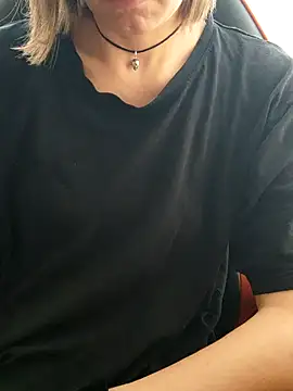 Aashikalaa – Naživo XXX chat