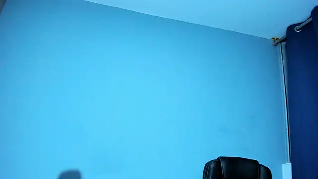 Sexy_paradise18_ Live XXX-Chat