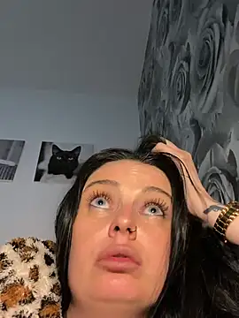 Grizzlybrizzles webcam show