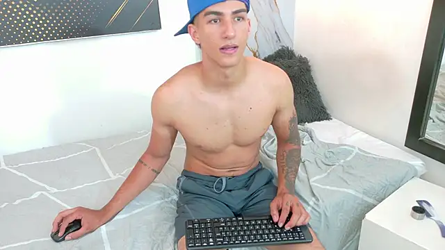 GoldenDesireX_ Live XXX Chat