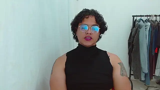 Diane_exotic 웹캠 쇼