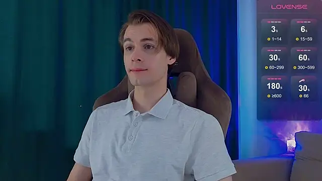 Вебкам-шоу DebugMee
