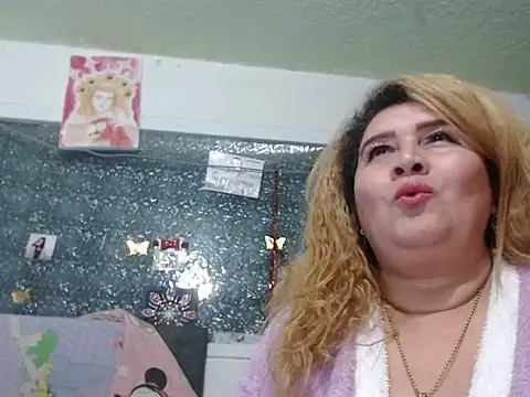 Živý XXX chat Perla1981--