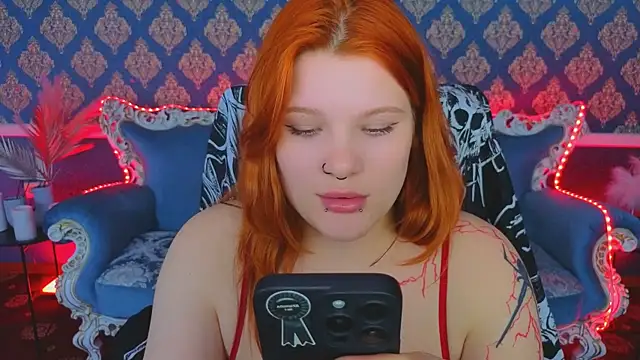 Clumsy_Nana Live XXX-chat