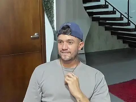 Chat +18 de Jordan_Phillip_ ao vivo
