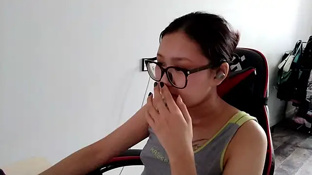AdelineCanup Live XXX-Chat