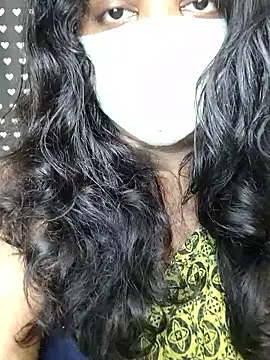 Czat XXX na żywo – Yoursriya25