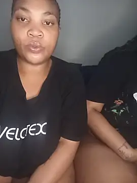 Czat XXX na żywo – BeverlyQueen15