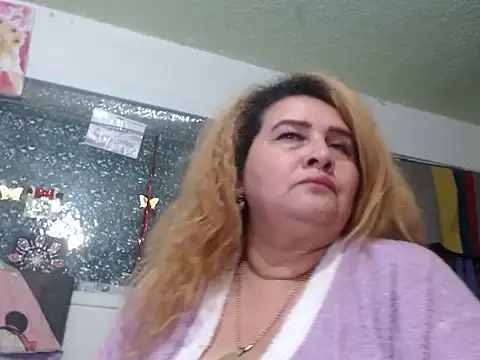 Chat XXX en directo de Perla1981--