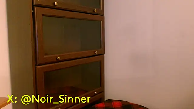 sinnernoir: онлайн-секс-чат