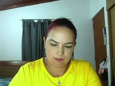 Chat XXX ao vivo de Roja_tentacion